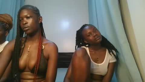 queen online show from 01.12.26