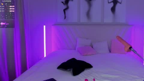  Emma online show from 02.02.25