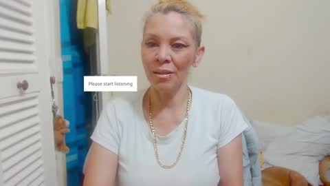 Snapshot of barbiemature chatting on 09.10.25 barbiemature online show from 09.10.25