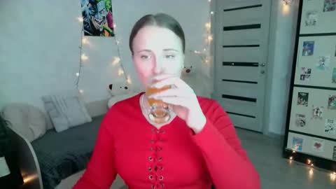 Snapshot of barbiepie chatting on 11.03.25 barbiepie online show from 11.03.25