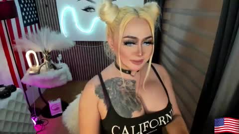 Snapshot of barbietop_alexa69 chatting on 09.11.25 Miss Alexa Fields online show from 09.11.25