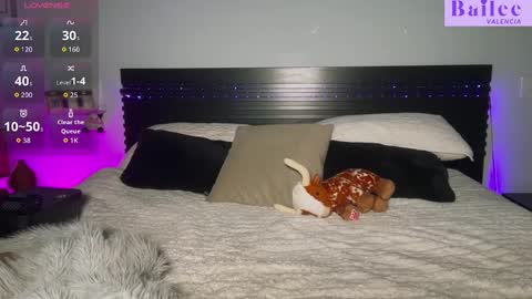 Snapshot of barbirgirlyy chatting on 10.04.25 Bailee Valencia online show from 10.04.25