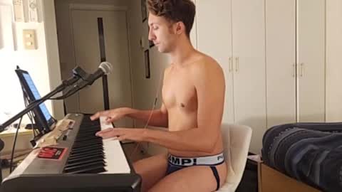 Snapshot of barebritpianist chatting on 10.16.25 BareBritPianist online show from 10.16.25