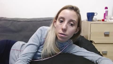 Snapshot of barelylegalblondy chatting on 02.03.26 Lena online show from 02.03.26