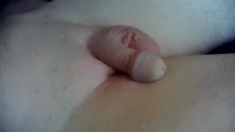 Snapshot of barenaked07 chatting on 12.01.24 barenaked07 online show from 12.01.24