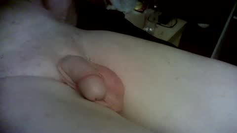 Snapshot of barenaked07 chatting on 02.16.25 barenaked07 online show from 02.16.25