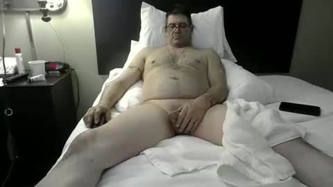 Snapshot of barewood30s chatting on 03.05.26 Barewood30s online show from 03.05.26