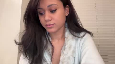 chicka online show from 02.14.25