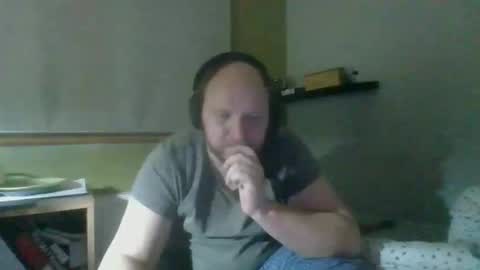 Snapshot of bart_poland chatting on 11.09.25 bart_poland online show from 11.09.25