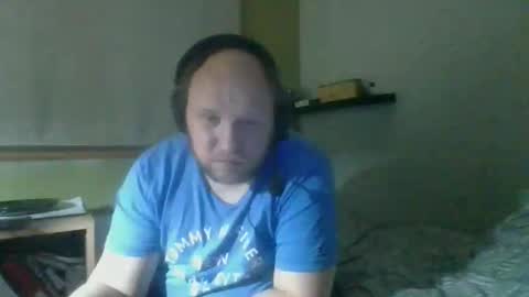 Snapshot of bart_poland chatting on 11.12.25 bart_poland online show from 11.12.25