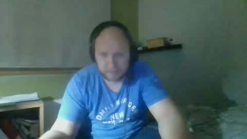 Snapshot of bart_poland chatting on 11.13.25 bart_poland online show from 11.13.25