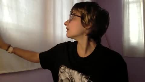 Snapshot of basilbbb chatting on 03.17.26 basil online show from 03.17.26