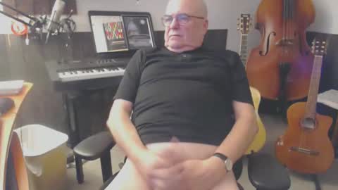 Bassman online show from 01.12.26