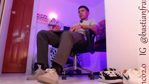 Bastian Independent Model online show from 12.02.24