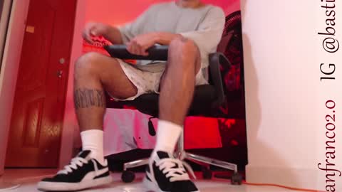 Bastian Independent Model online show from 12.12.24