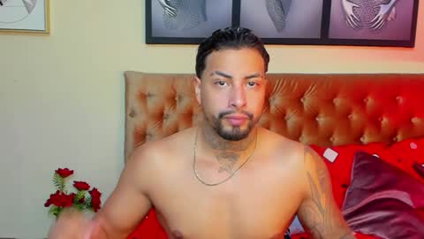 Snapshot of bastian_jones1 chatting on 12.25.24 bastian_jones1 online show from 12.25.24