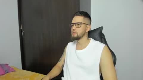 bastianwatson10 online show from 11.03.25