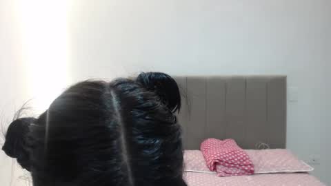 Snapshot of bat_777 chatting on 10.19.25 Aron online show from 10.19.25