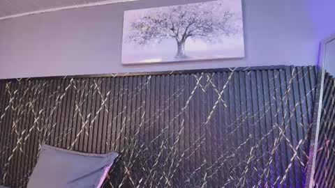 Snapshot of bathory_vamps chatting on 10.12.25 online show from 10.12.25