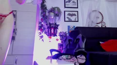 Snapshot of bathory_vamps chatting on 03.28.26 online show from 03.28.26