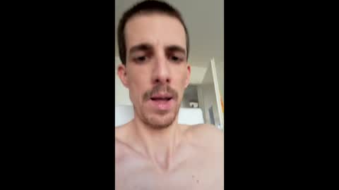 Snapshot of bation chatting on 01.19.26 bation online show from 01.19.26