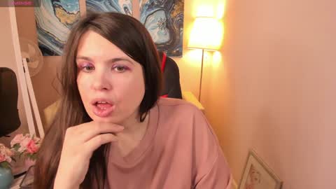 Snapshot of battymoll chatting on 01.07.25 battymoll online show from 01.07.25