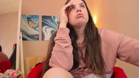 Snapshot of battymoll chatting on 01.11.25 battymoll online show from 01.11.25