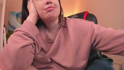 Snapshot of battymoll chatting on 02.24.25 battymoll online show from 02.24.25