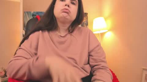 Snapshot of battymoll chatting on 03.07.25 battymoll online show from 03.07.25