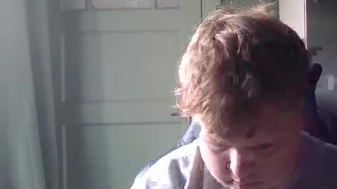 Snapshot of bawly13 chatting on 11.04.25 ray online show from 11.04.25