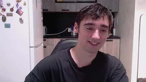 Snapshot of baxterss chatting on 12.17.25 BAXTER online show from 12.17.25