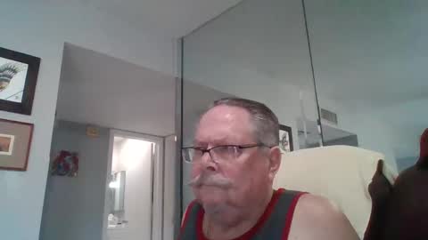Single Grandpa in Florida. Love to C2C and have Fun Privately online show from 02.11.26