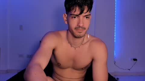 Snapshot of bbbeachboy chatting on 12.06.24 Valentino online show from 12.06.24