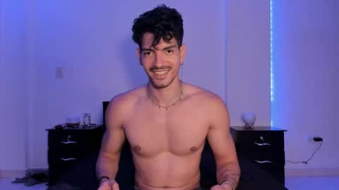 Snapshot of bbbeachboy chatting on 12.20.24 Valentino online show from 12.20.24