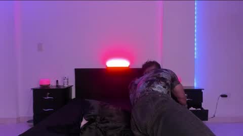 Snapshot of bbbeachboy chatting on 01.31.25 Valentino online show from 01.31.25