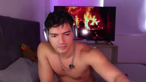 Snapshot of bbbeachboy chatting on 01.16.26 Valentino online show from 01.16.26