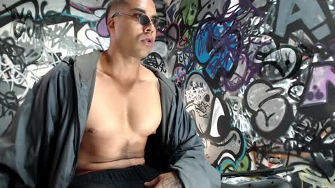 Justin online show from 01.04.25