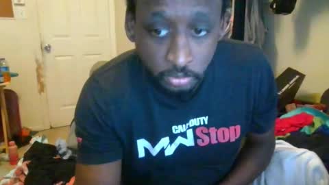 rocker n queen online show from 12.13.24