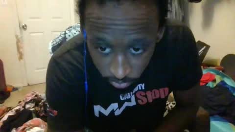 rocker n queen online show from 12.14.24