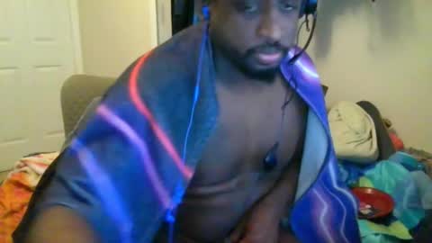 rocker n queen online show from 12.18.24