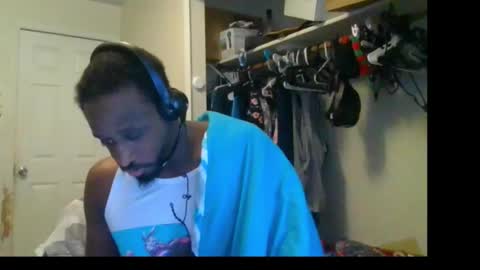 rocker n queen online show from 01.07.25