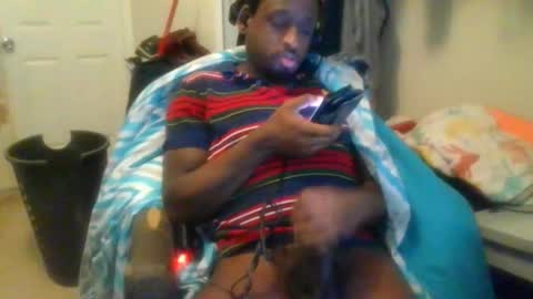 rocker n queen online show from 02.06.25