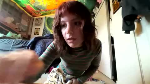 Snapshot of bbd0lly chatting on 10.30.25 bbd0lly online show from 10.30.25