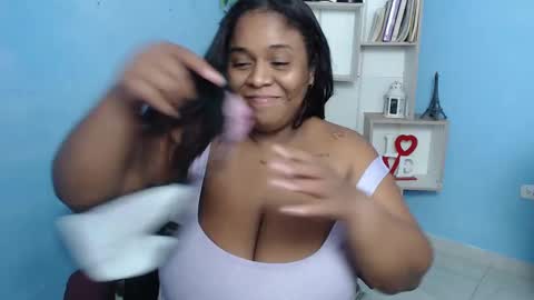 Snapshot of bbw_charlote chatting on 02.02.25 Charlote online show from 02.02.25