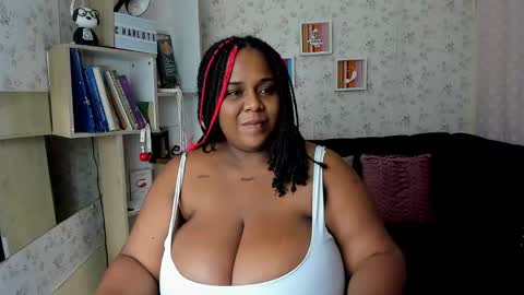Snapshot of bbw_charlote chatting on 09.18.25 Charlote online show from 09.18.25