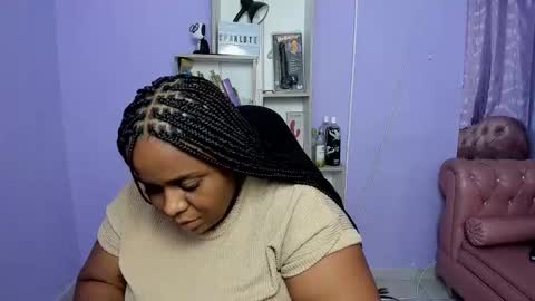 Snapshot of bbw_charlote chatting on 10.19.25 Charlote online show from 10.19.25