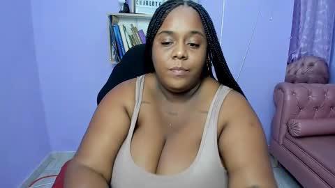 Snapshot of bbw_charlote chatting on 10.21.25 Charlote online show from 10.21.25