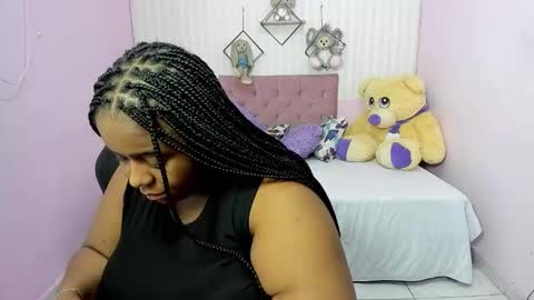 Snapshot of bbw_charlote chatting on 10.25.25 Charlote online show from 10.25.25