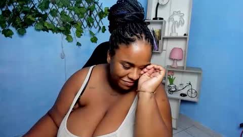 Snapshot of bbw_charlote chatting on 11.24.25 Charlote online show from 11.24.25