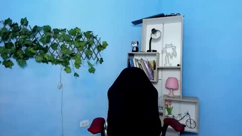 Snapshot of bbw_charlote chatting on 11.29.25 Charlote online show from 11.29.25